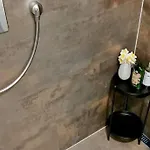 Pine - Prague Apartment